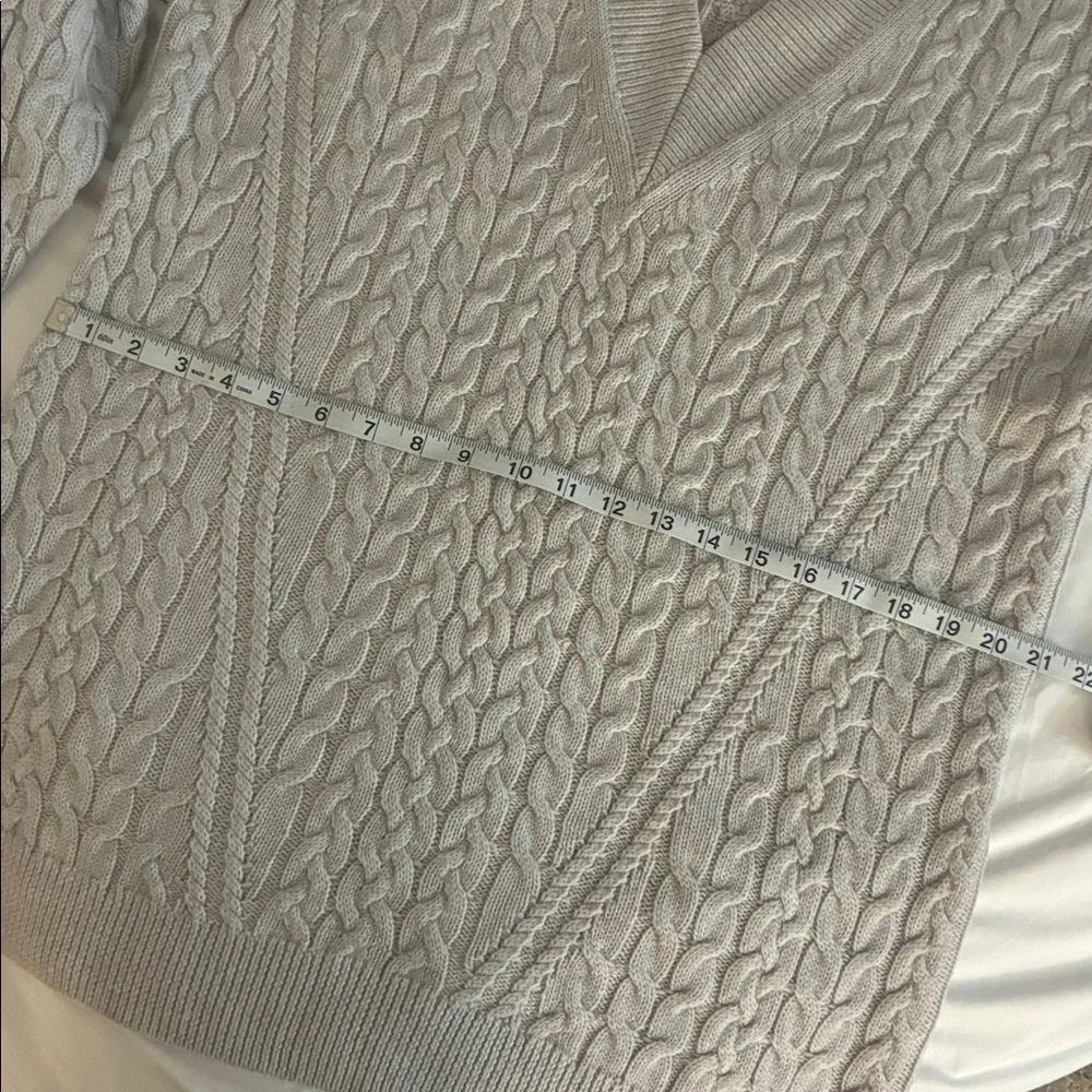 Wilfred Knit Sweater - 100% Merino Wool - Picture 4 of 5